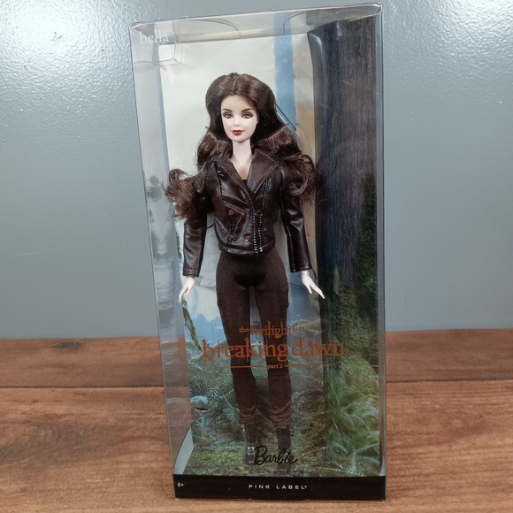 Barbie The Twilight Saga Breaking Dawn Part 2 Bella Doll Pink Label Collector
